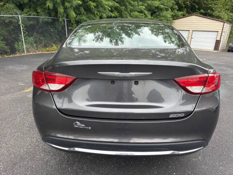 2015 Chrysler 200 Limited