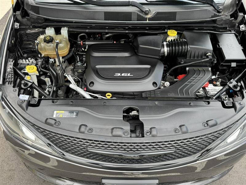 2018 Chrysler Pacifica Touring L
