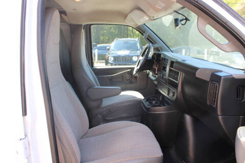 2017 Chevrolet Express 2500