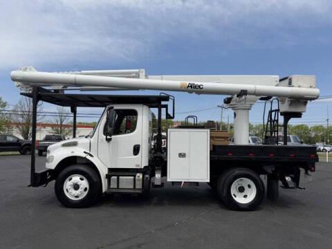 2019 Freightliner M2 106