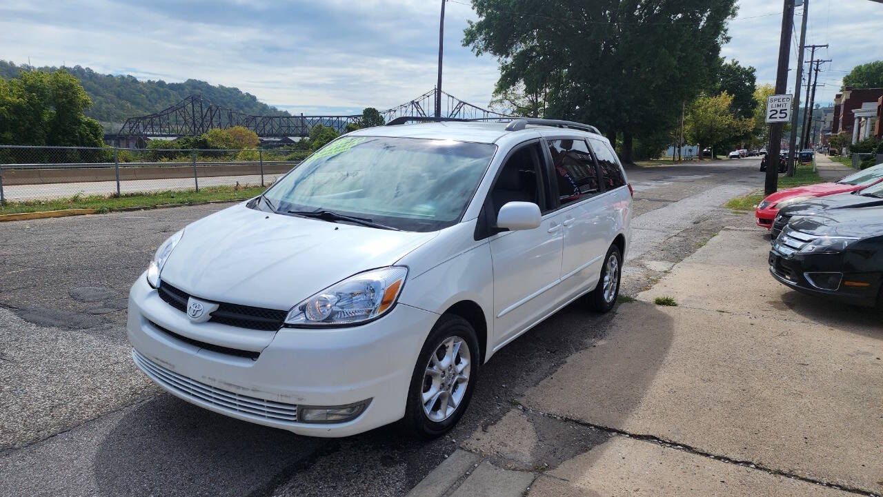 2005 Toyota Sienna for sale at River Front Motors in Bellaire, OH