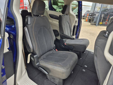 2019 Chrysler Pacifica Touring Plus