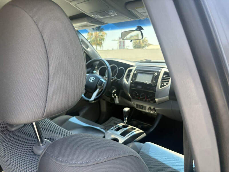 2014 Toyota Tacoma PreRunner V6