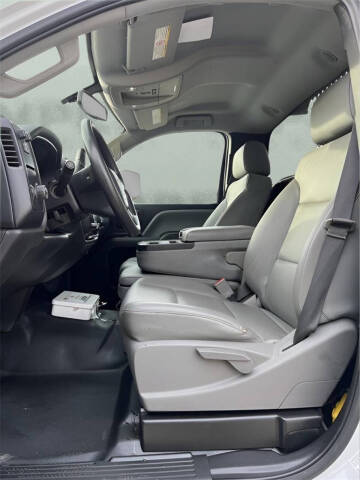 2022 Chevrolet Silverado 6500HD