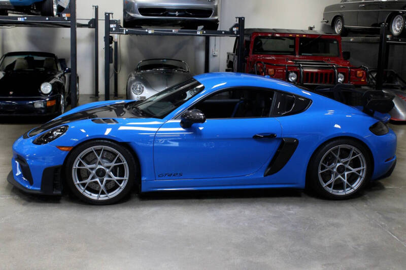 2023 Porsche 718 Cayman GT4 RS