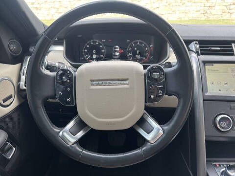 2020 Land Rover Discovery Landmark Edition