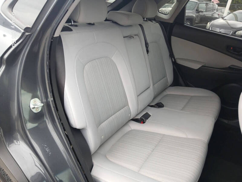 2022 Hyundai Kona SEL