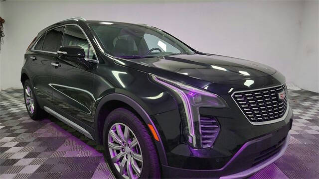 2023 Cadillac XT4 Premium Luxury