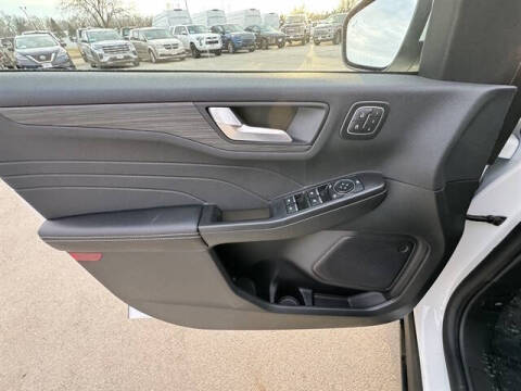 2026 Ford Escape Platinum