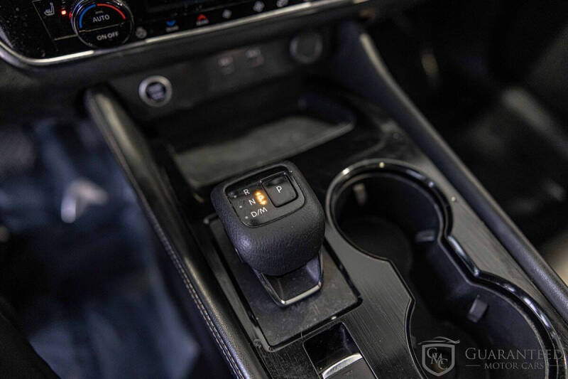 2022 Nissan Rogue SL