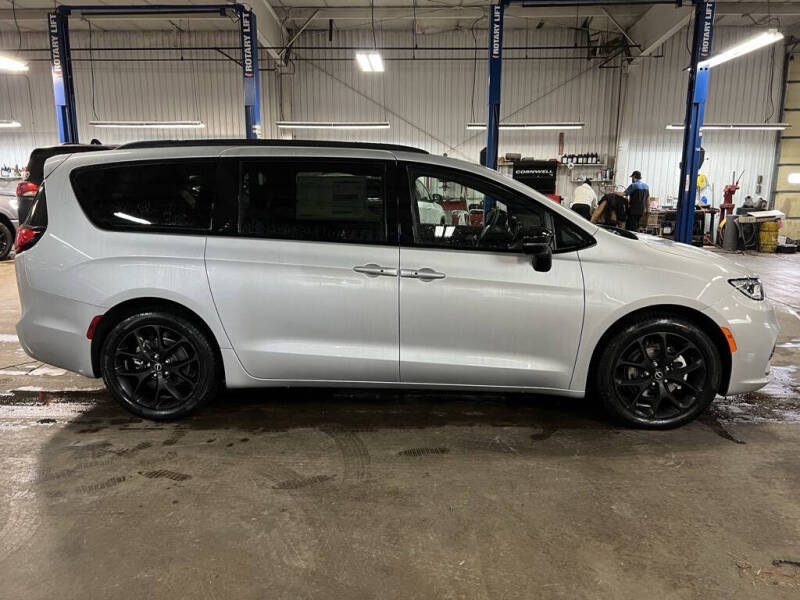 2026 Chrysler Pacifica Limited