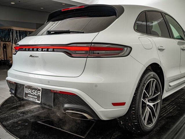 2025 Porsche Macan