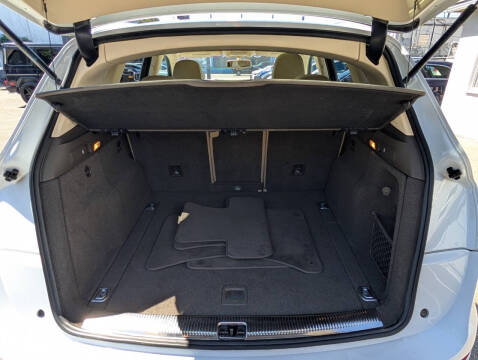 2016 Audi Q5 2.0T quattro Premium Plus