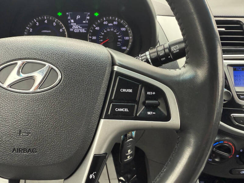 2014 Hyundai Accent SE