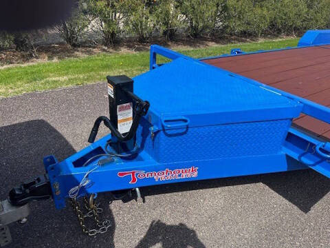 2027 Tomahawk  82"W X 24'L (6.8 ft W X 24 ft