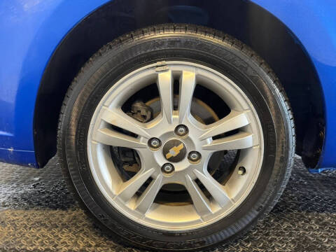 2011 Chevrolet Aveo Aveo5 LT