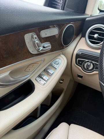 2018 Mercedes-Benz GLC GLC 300