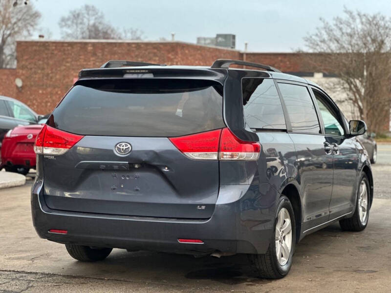 2014 Toyota Sienna