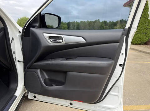 2017 Nissan Pathfinder