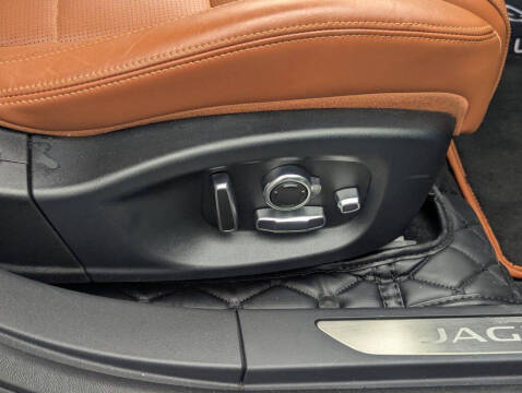 2020 Jaguar I-PACE EV400 SE