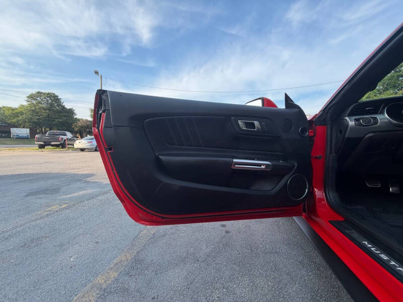 2023 Ford Mustang EcoBoost Premium