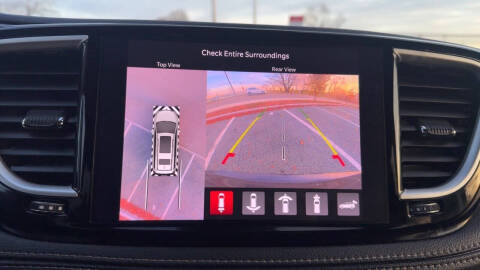 2022 Chrysler Pacifica Hybrid Touring L