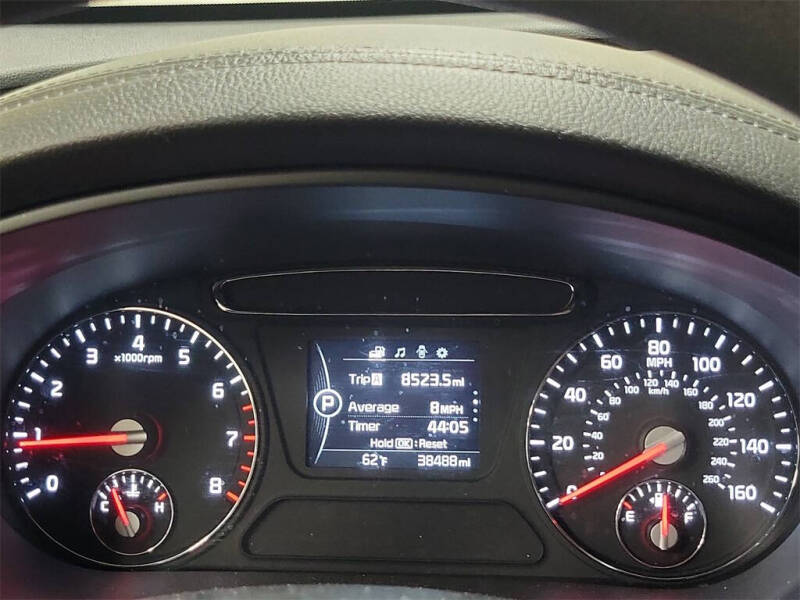 2016 Kia Sorento LX