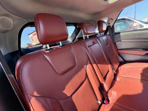 2017 Ford Edge Titanium