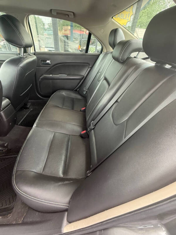 2011 Ford Fusion SEL