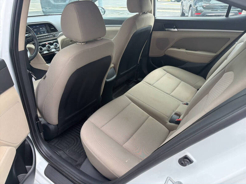 2019 Hyundai Elantra SEL