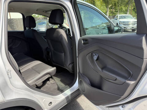 2016 Ford Escape S