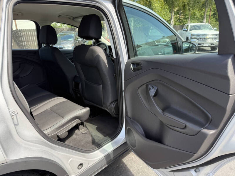 2016 Ford Escape S
