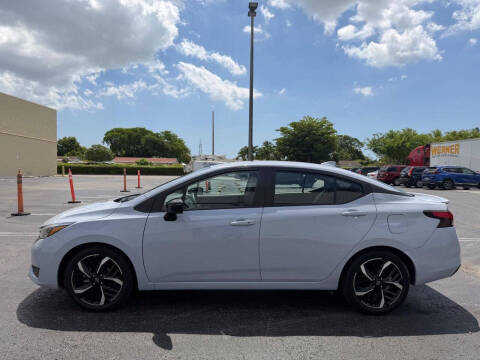 2024 Nissan Versa SR