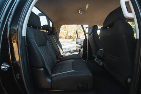 2014 Toyota Tundra SR5