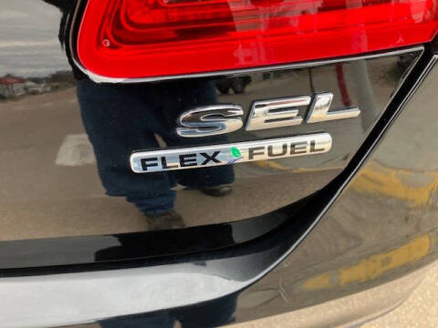 2016 Ford Taurus SEL