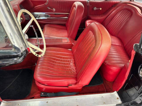 1960 Ford Thunderbird