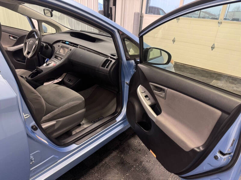 2012 Toyota Prius Plug-in Hybrid Advanced