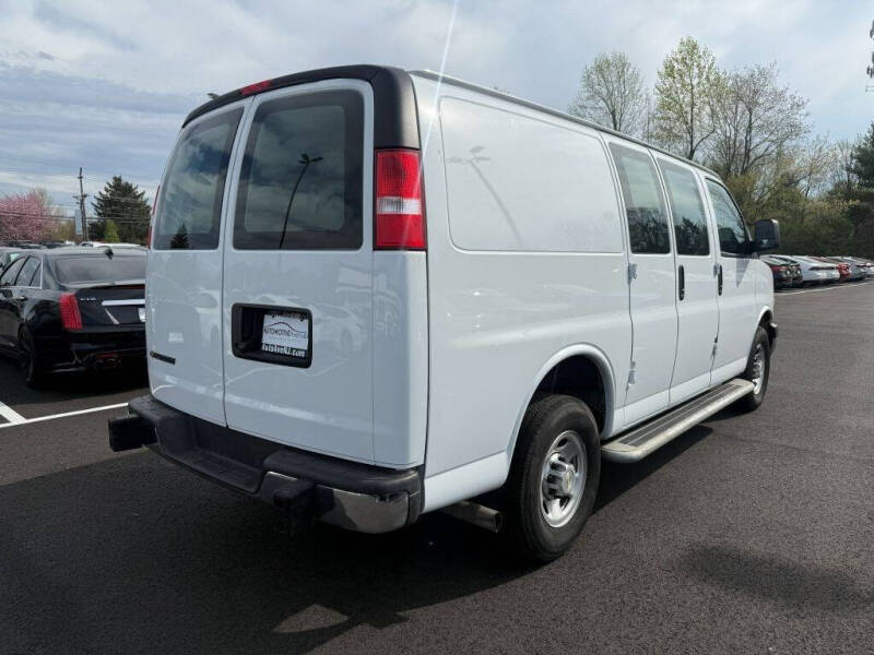2024 Chevrolet Express 2500