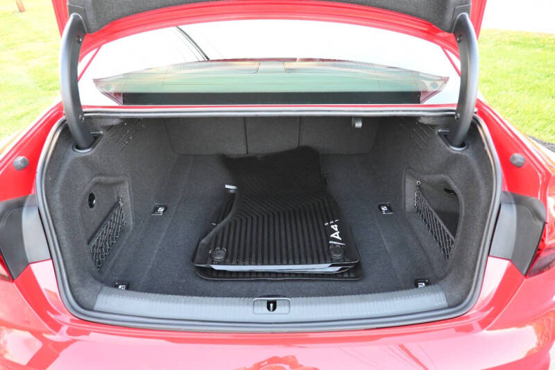 2022 Audi A4 quattro S line Prem Plus 45 TFSI