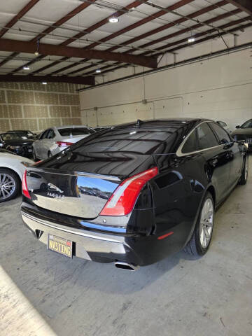2013 Jaguar XJ