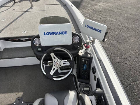 2017 Phoenix 919 ProXP