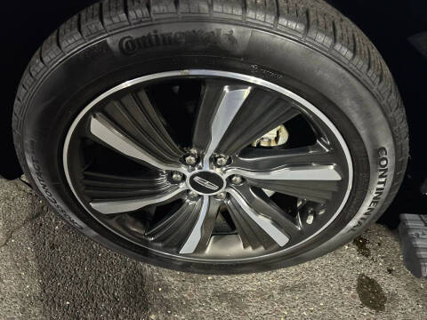 2019 Lincoln Navigator Select