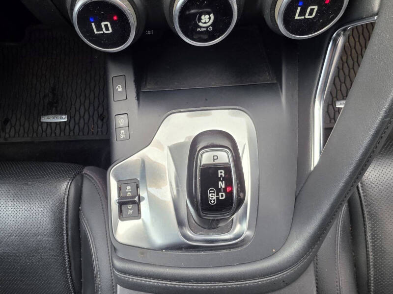 2019 Jaguar E-PACE P250 SE