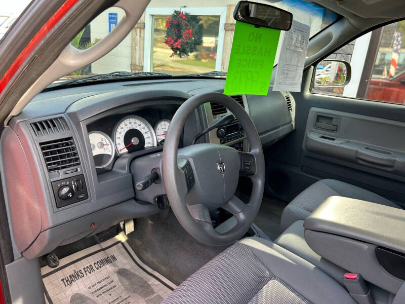 2007 Dodge Dakota SLT photo 12