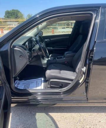 2018 Chrysler 300 Touring