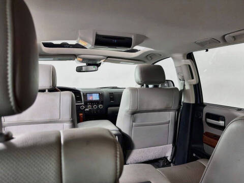 2022 Toyota Sequoia Platinum