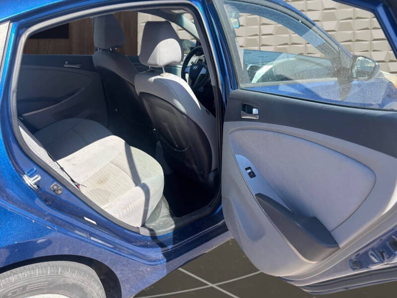 2016 Hyundai Accent SE