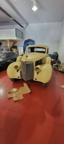 1937 Cadillac Fleetwood