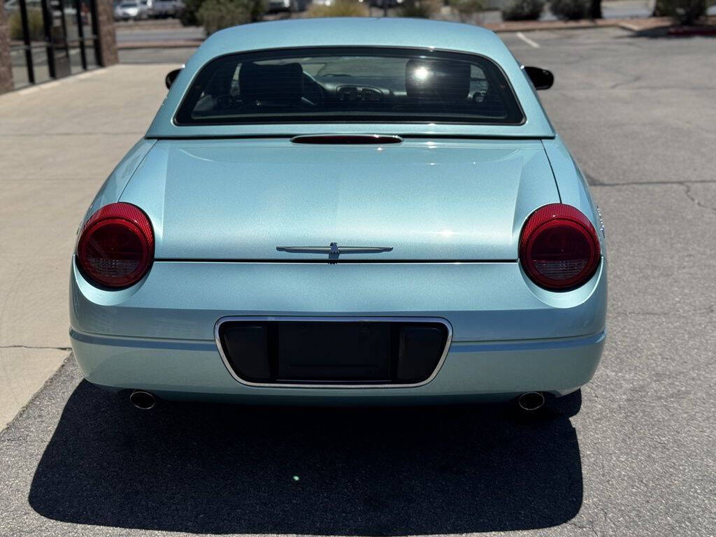 2002 Ford Thunderbird 5