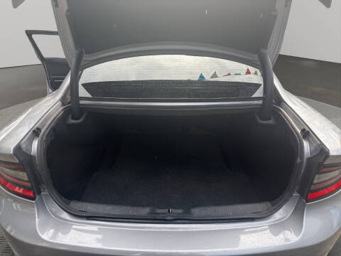 2016 Dodge Charger SE